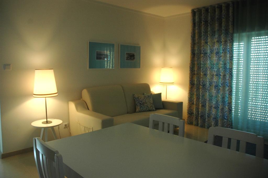 Hotel Dom Lourenco Areia Branca Bagian luar foto