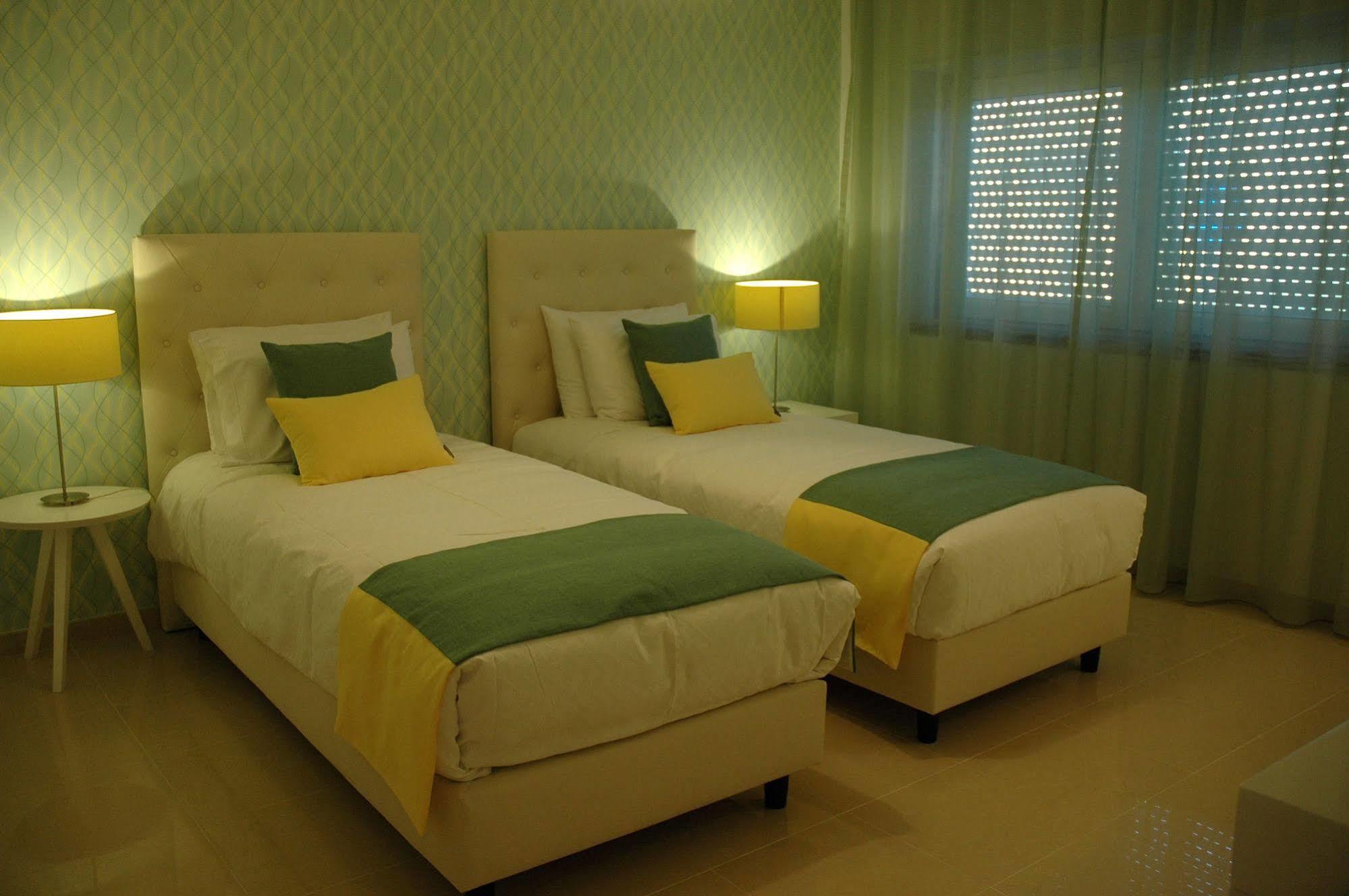 Hotel Dom Lourenco Areia Branca Bagian luar foto